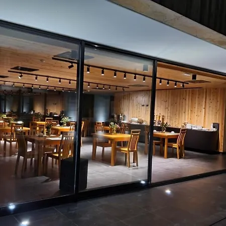 Solar Do Conde Garden Hotel