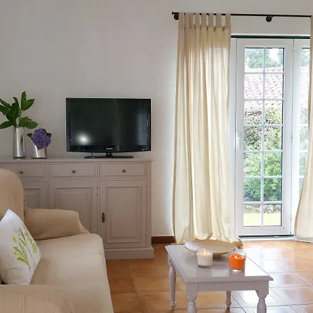 מלון Solar Do Conde Garden 4*