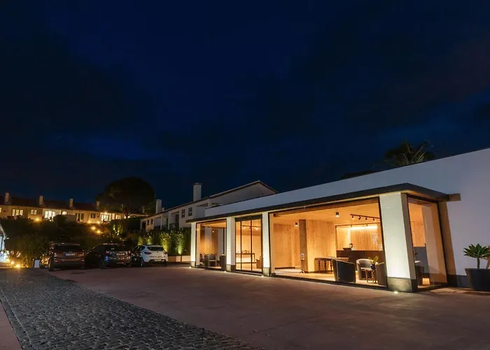 Solar Do Conde Garden 卡佩拉什